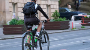 Do práce na kole, koloběžce i pěšky